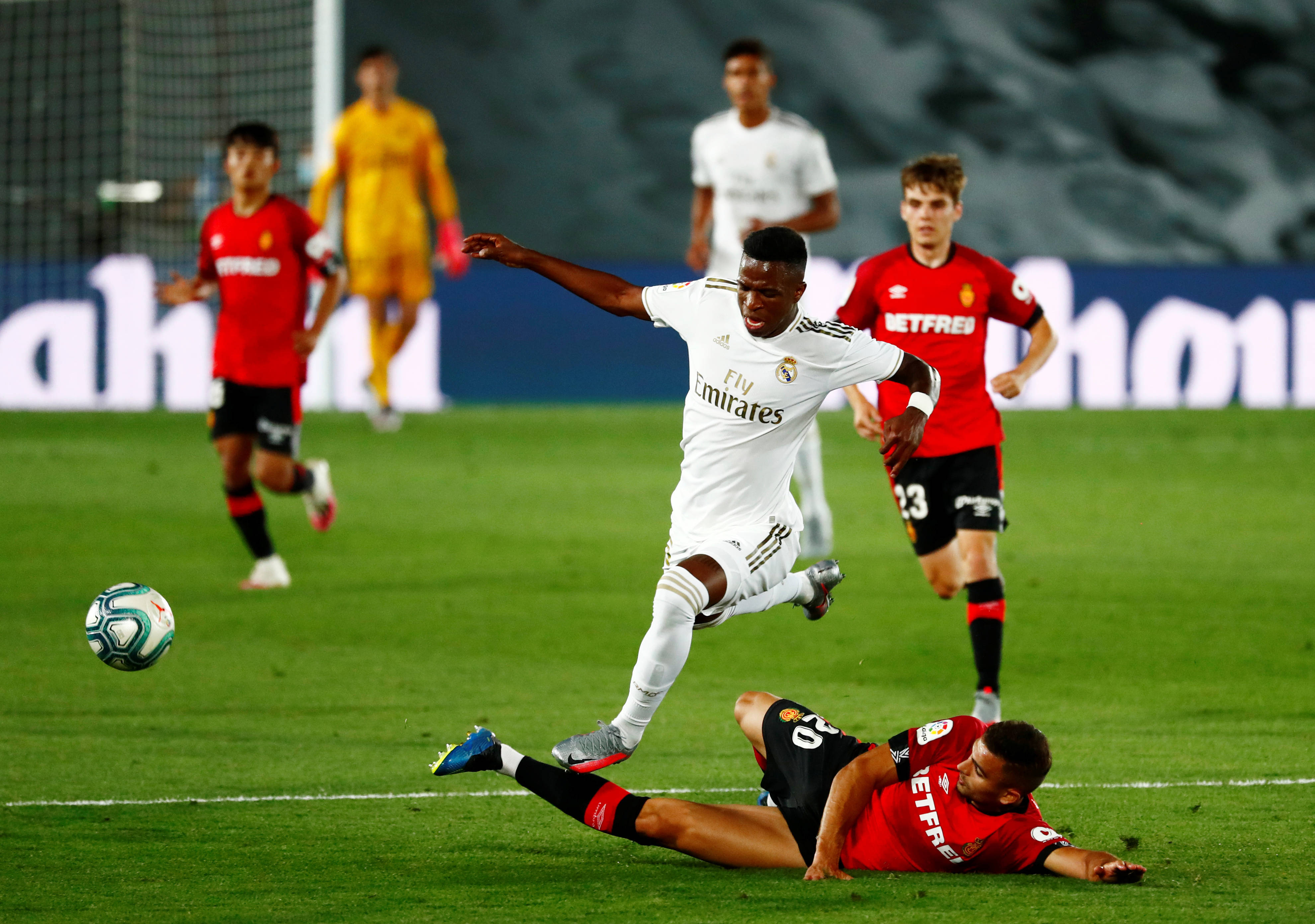 IM体育数据分析平台-巴塞罗那主教练谈及球队战术调整