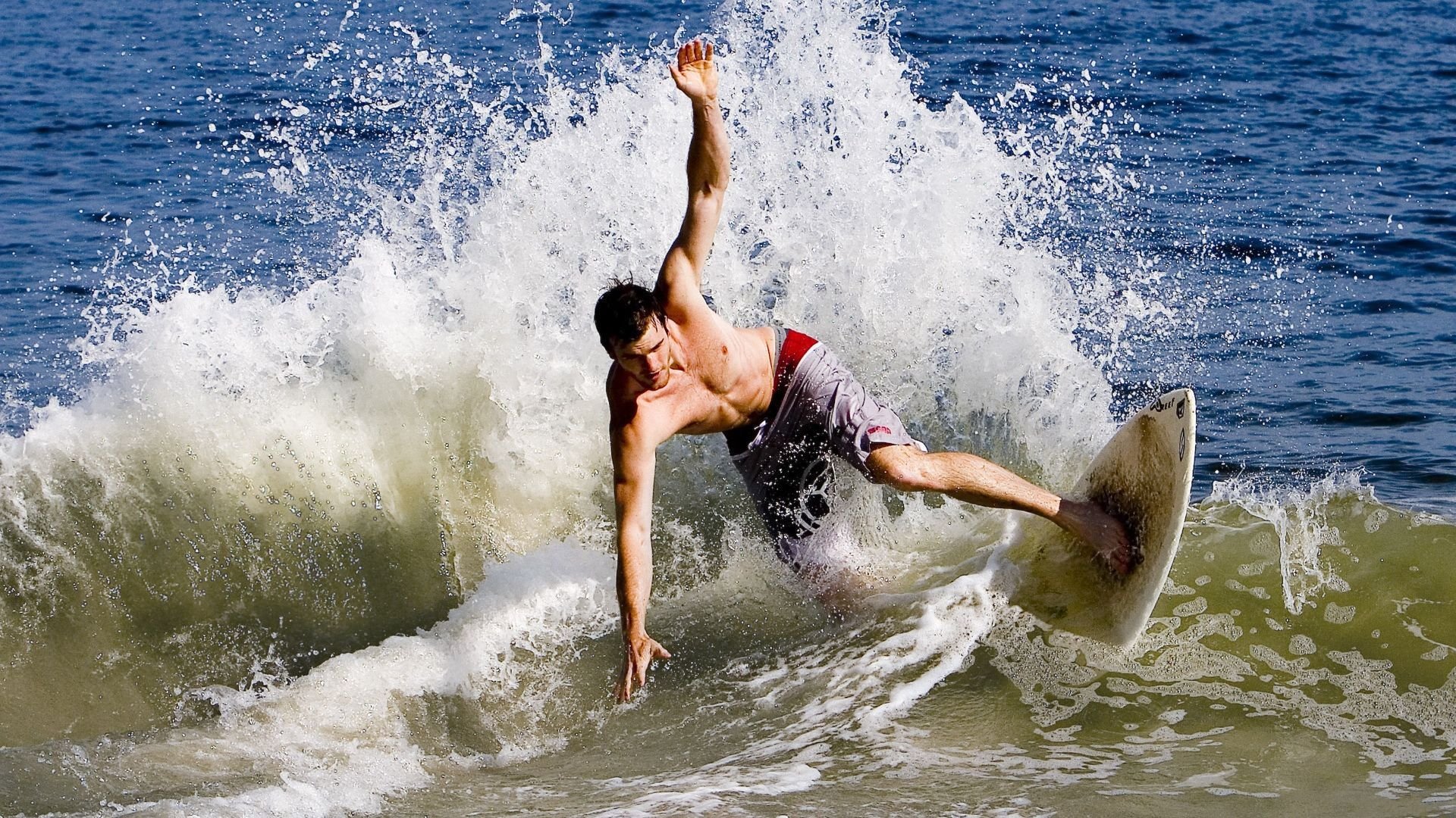 IM Sport-丹麦对阵乌克兰，法比尼奥的无解方程式，如何定义现代中场统治力？